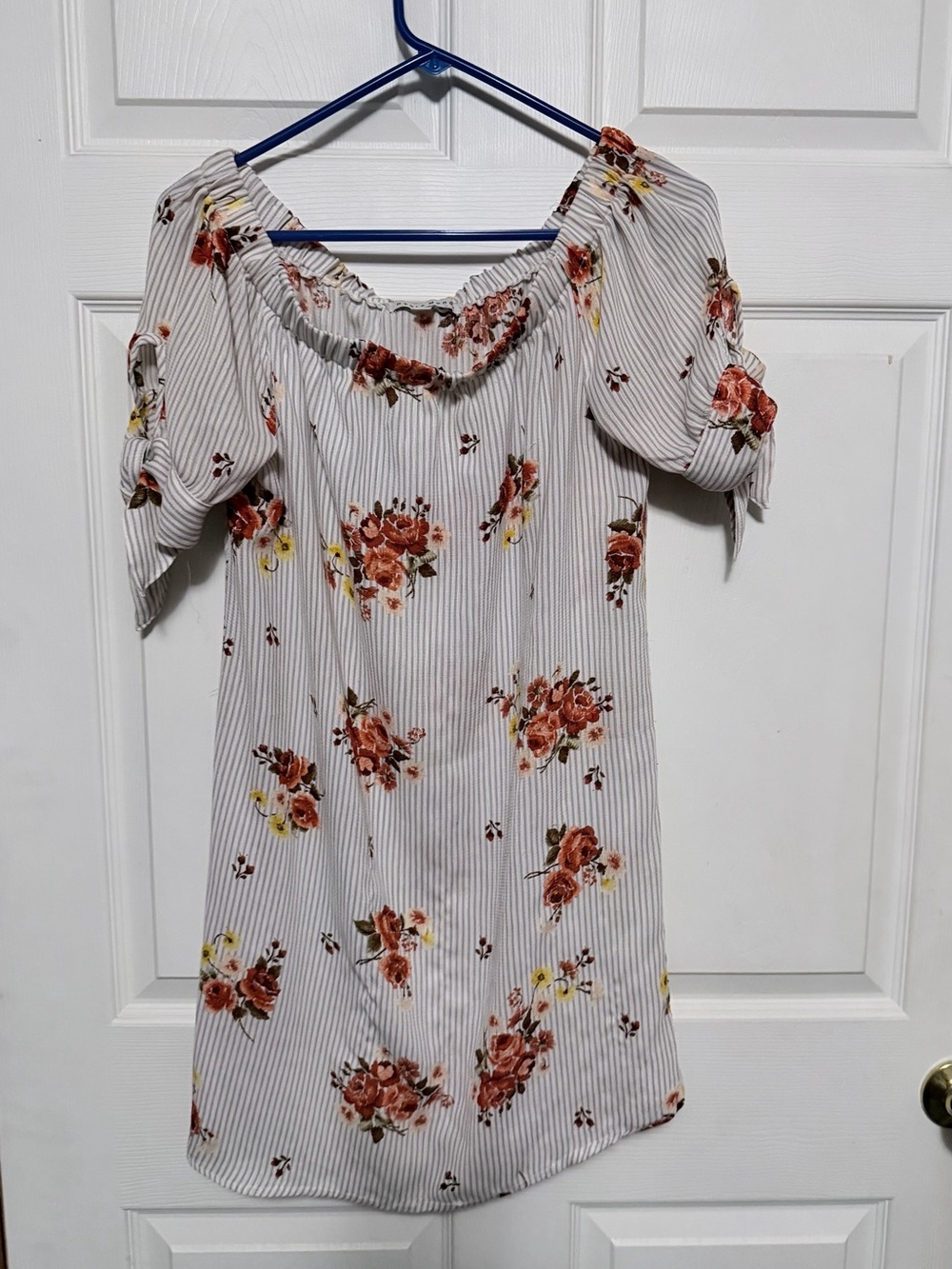 Floral Off-Shoulder Women’s Top - Cream with Rust Floral